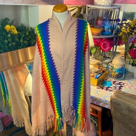 ππ· Rainbow Shawl Scarf π·π DreamDoll Retro NWT - Picture 2 of 10